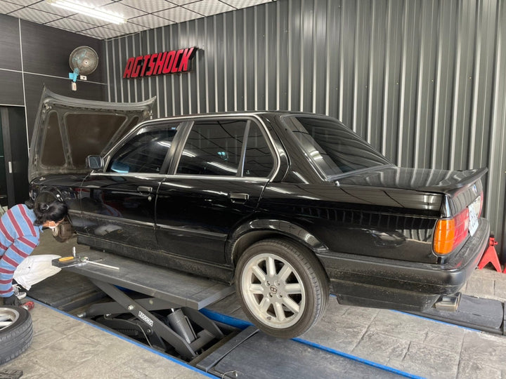 AGT Shock 1982-1994 E30 3 SERIES MK2 Front Inverted Fork/Rear Flip - Front Spring Rate: 8K200 Rear Spring Rate: 8K160