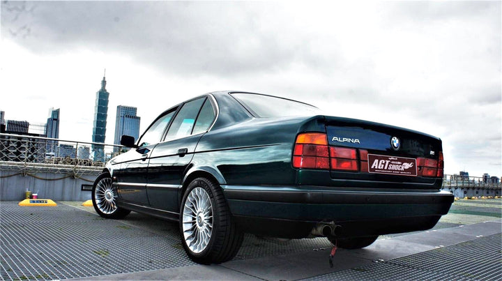 AGT Shock 1987-1996 E34	5 SERIES MK3 Front/ Rear: Inverted Fork-Front Spring Rate:10K200 Rear Spring Rate: 8K200+P