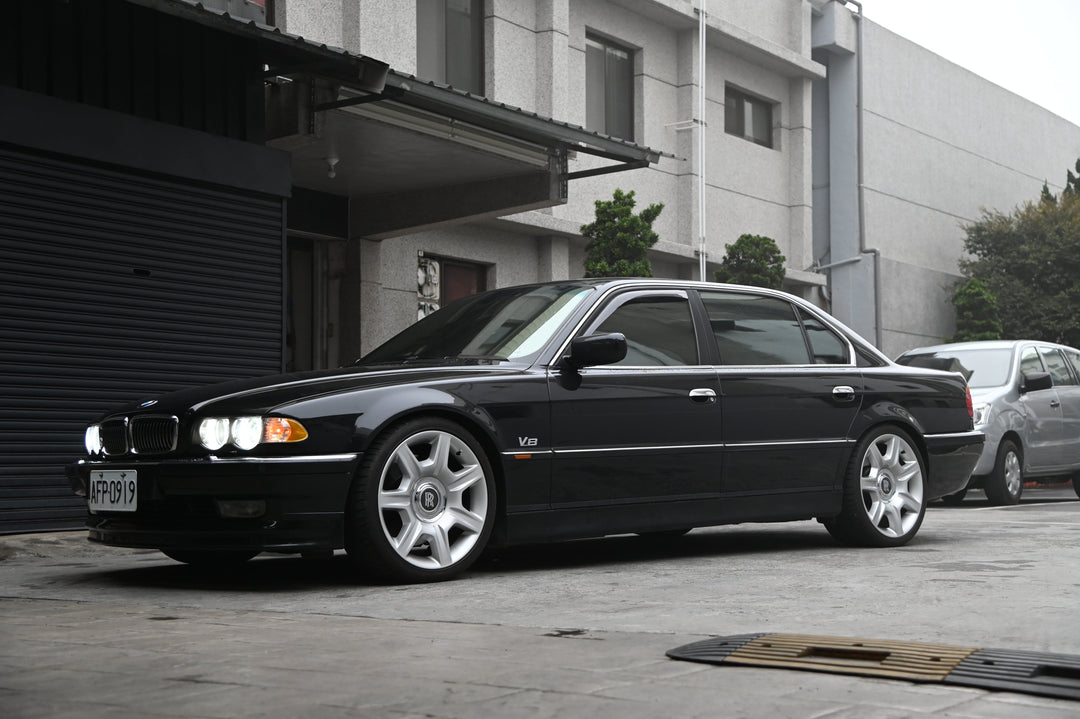 AGT Shock 1994-2001 E38 7 SERIES MK3 Front/ Rear: Inverted Fork-Front Spring Rate: 5K210 Rear Spring Rate: 5K240