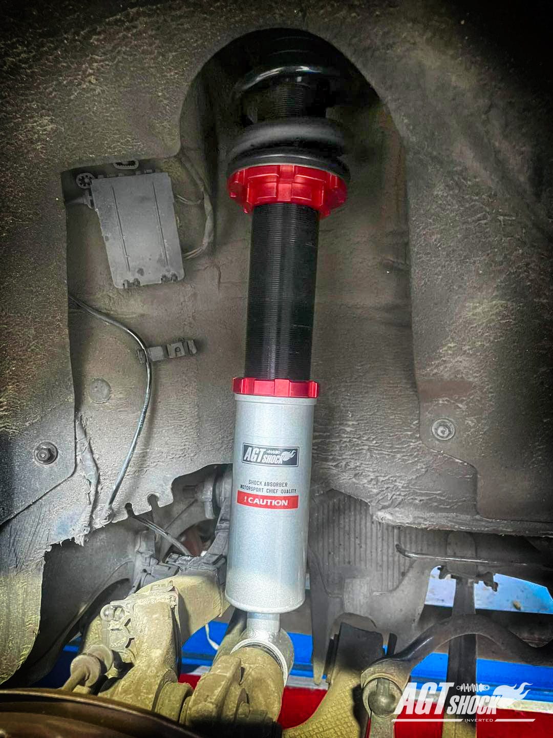 AGT Shock 2009-2014	 7 SERIES MK5 RWD Front Vertical Fork/Rear Inverted Fork -Front Spring Rate: 12K210 Rear Spring Rate: 5K240