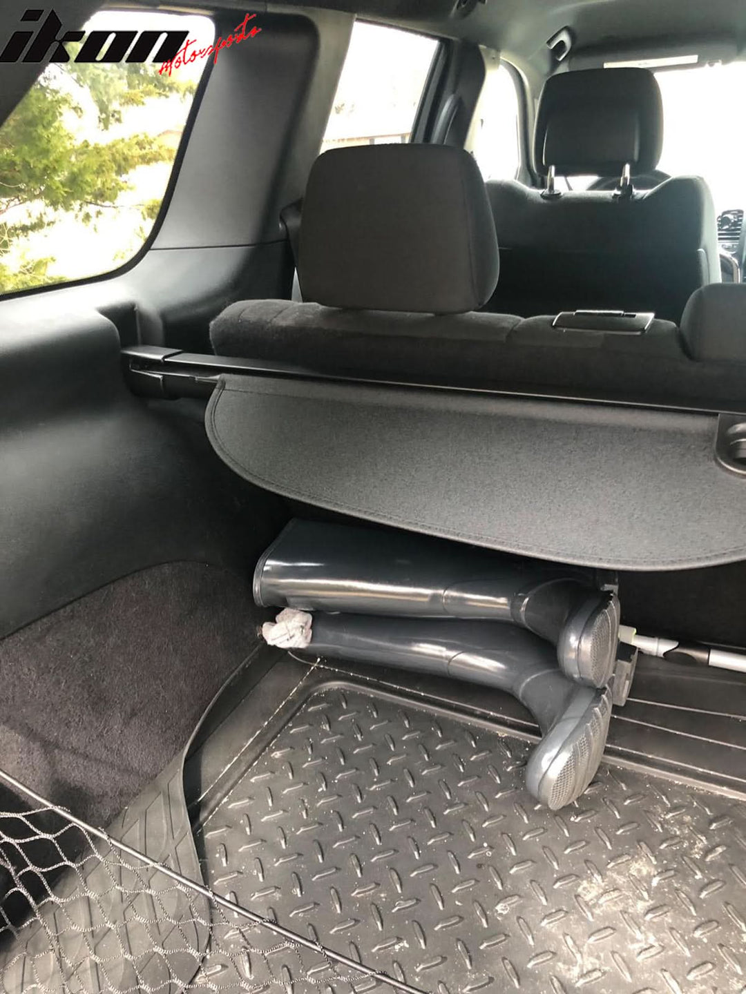 2011-2022 Grand Cherokee Rear Tonneau Cargo Cover Retractable Shade