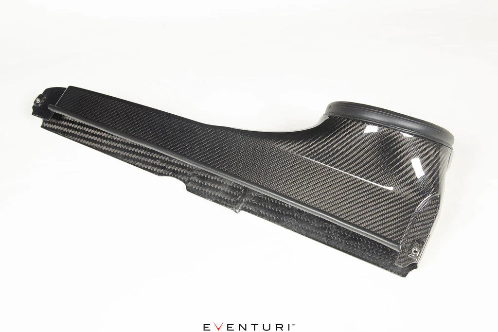 Eventuri VW MK8/MK8.5 Golf R / Clubsport Black Carbon Intake System