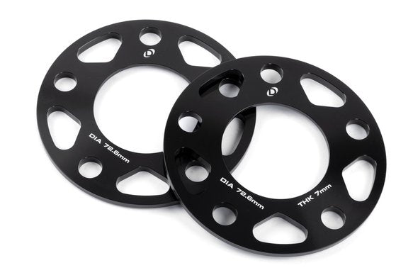 Dinan Spacers; 5x120 - 72.6mm CB - 7mm Thick Set of 2