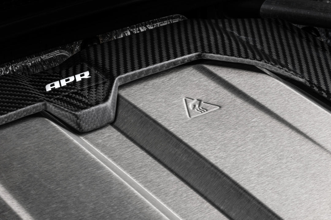 APR Engine Cover - 4.0T EA825 (C8) RS6/RS7 - Carbon Fiber