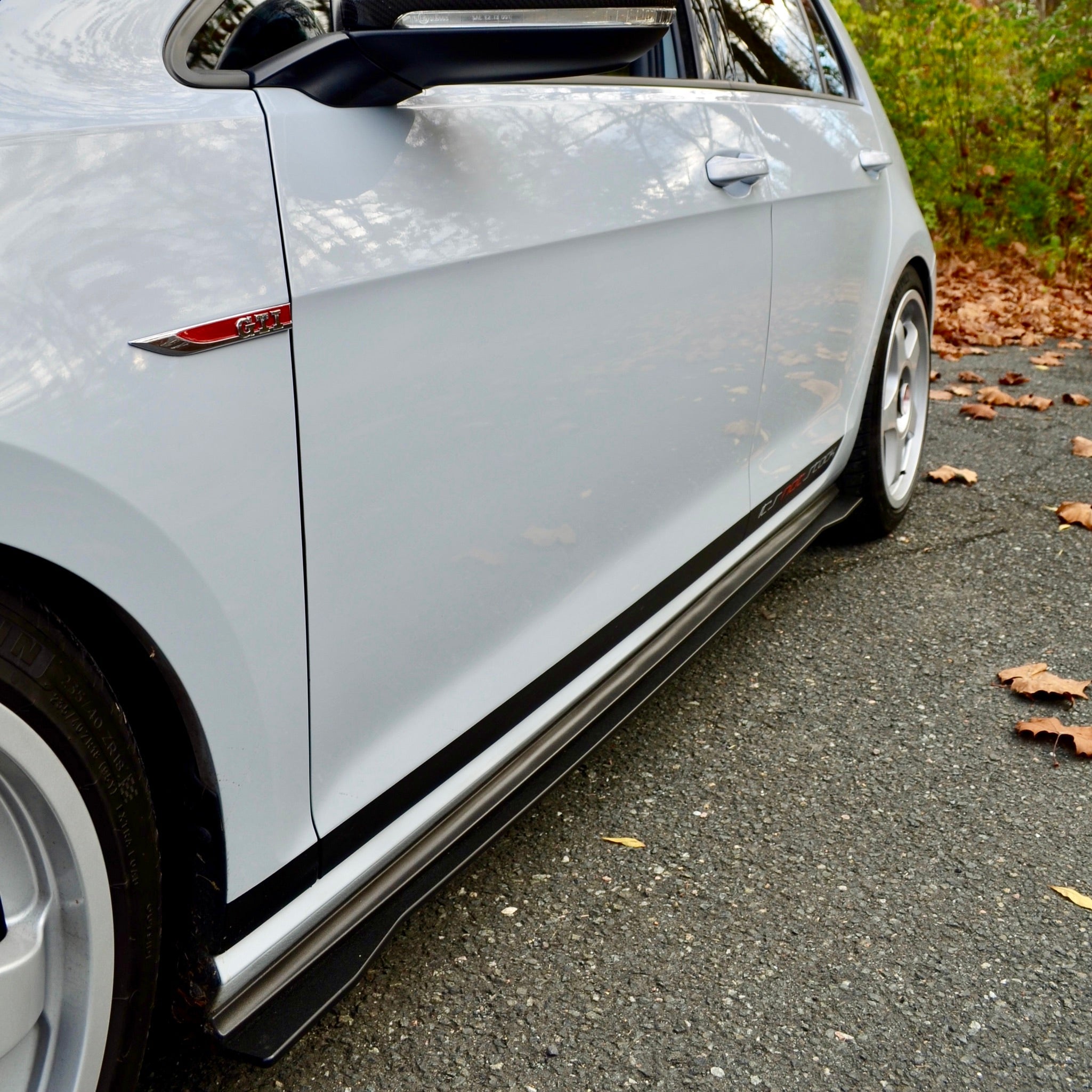 Side Skirts for MK7 & 7.5 GTI (2015-2021) – ACM Technik LLC