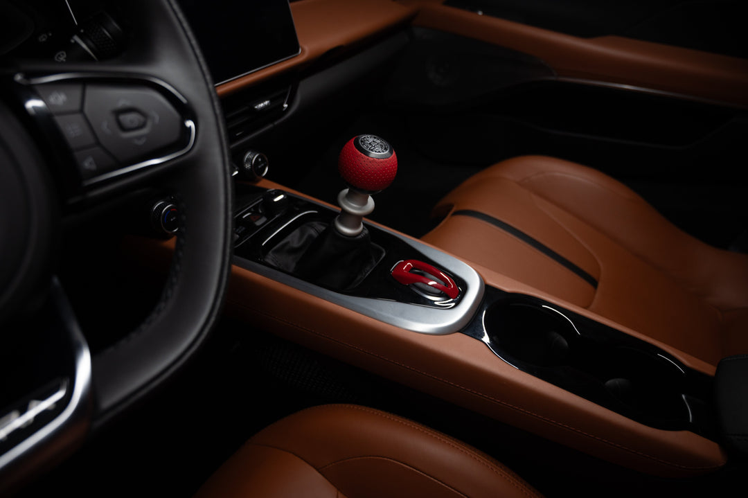 GS2 Air Leather (Lotus Emira Manual)
