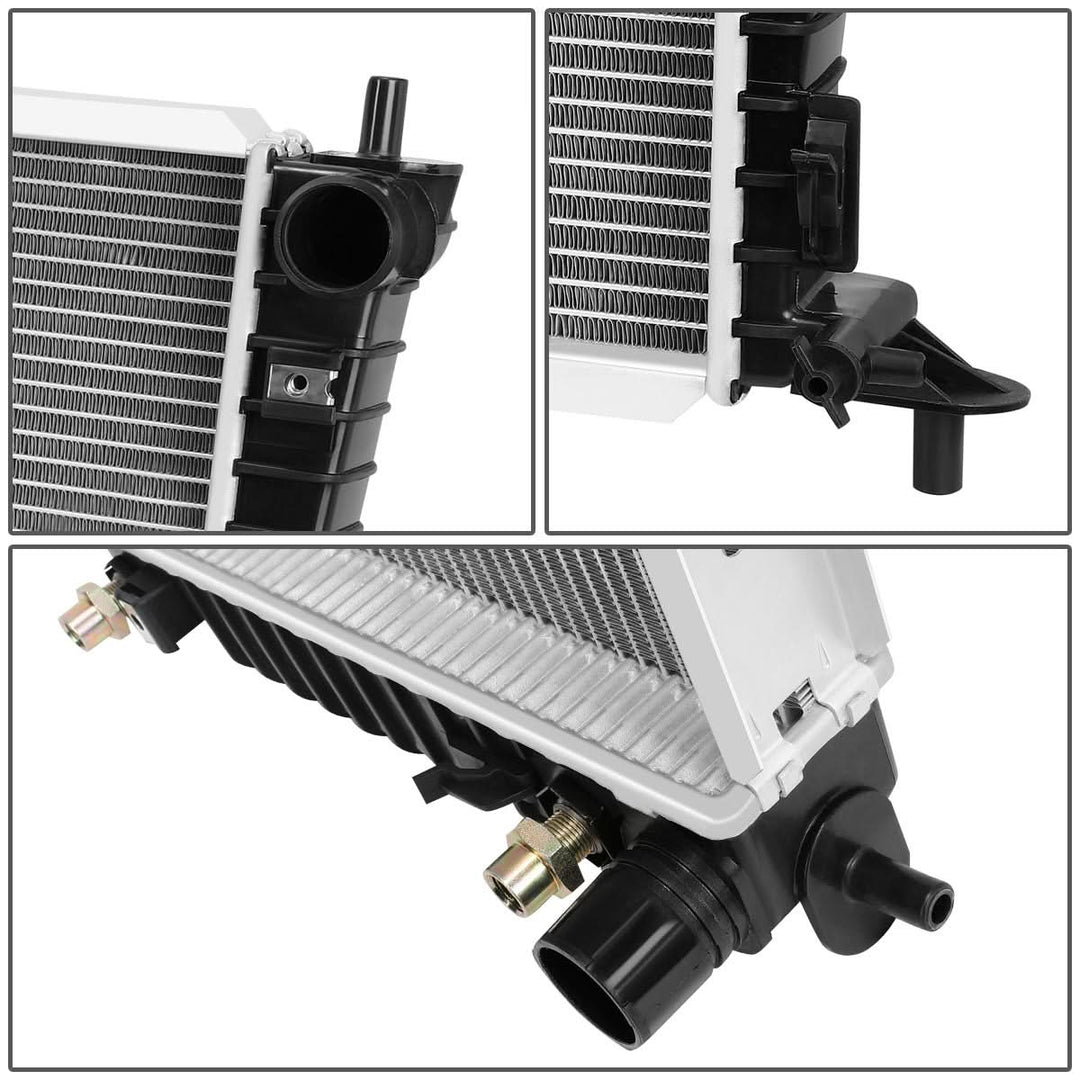 97-04 Ford F-150/F-250/F-350/Expedition OEM Replacement Radiator