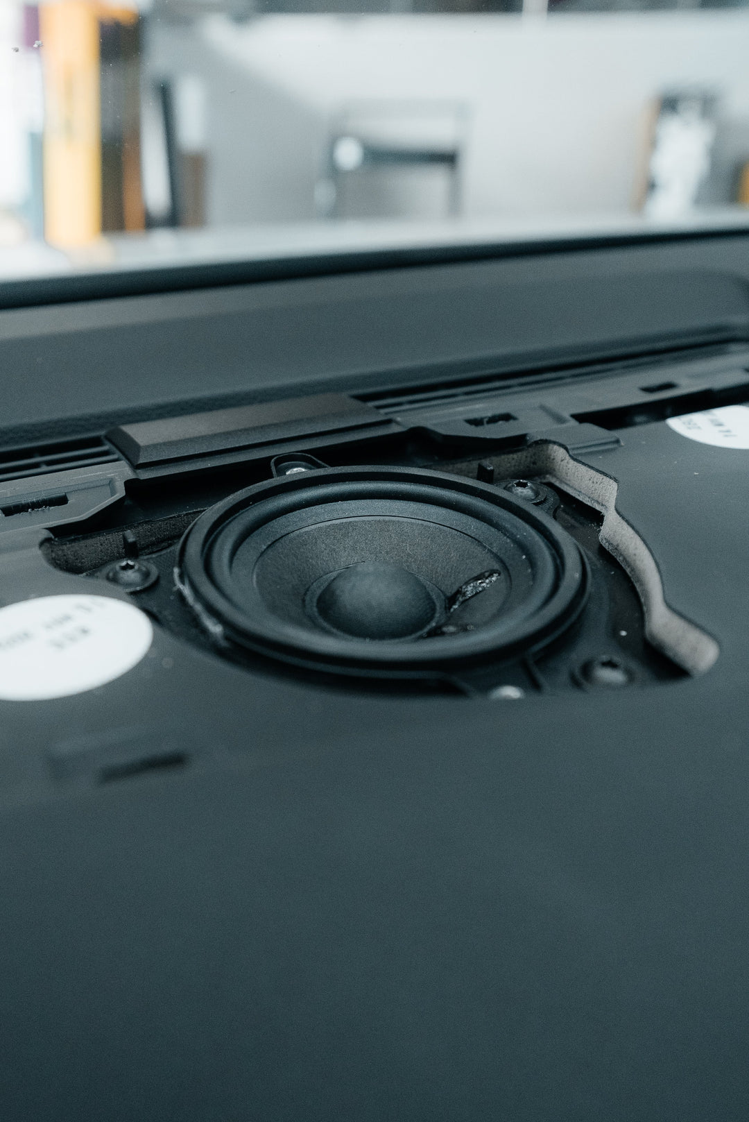 MK8 Golf speaker upgrade Harman Kardon HK