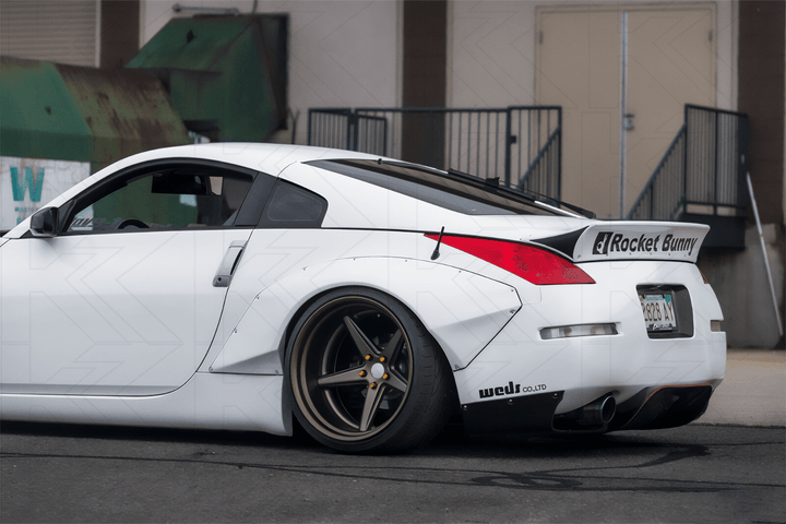 Nissan Fairlady 350z Black Rocket Bunny Style Duck Tail Trunk Spoiler (2002 - 2008)