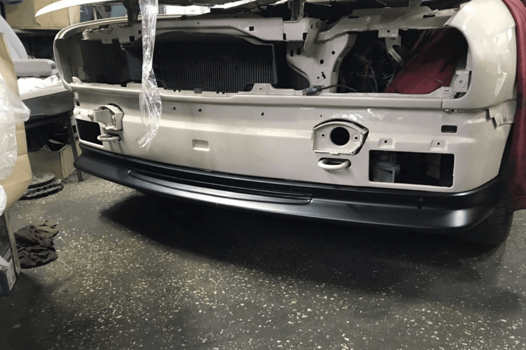 BMW E30 Series 3 Jimmy Hill Style Front Lip (1984 - 1991)