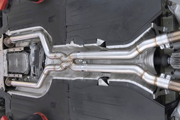 Dinan F9x X5M/X6M Experience Package (E) Closed Intake / Black Exhaust / X-Pipe / Springs + Bumpstops / ZF8 Pedal Pads