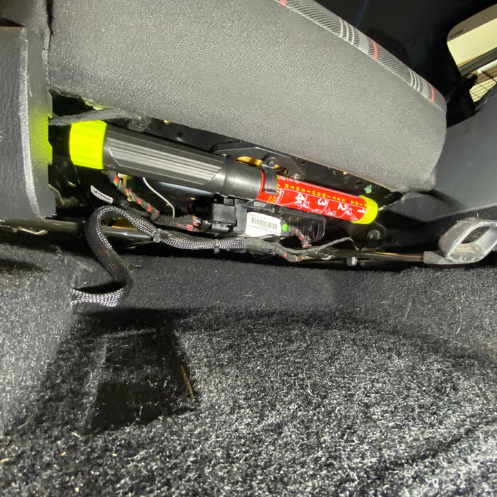 Under Seat Fire Extinguisher Mount for MQB manual slider seats