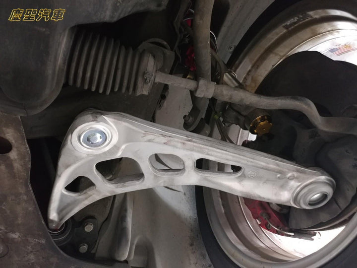 AGT Shock 2000-2006 E46(M3) 3 SERIES MK4 Front Inverted Fork/Rear Flip - Front Spring Rate: 8K200 Rear Spring Rate: 8K160