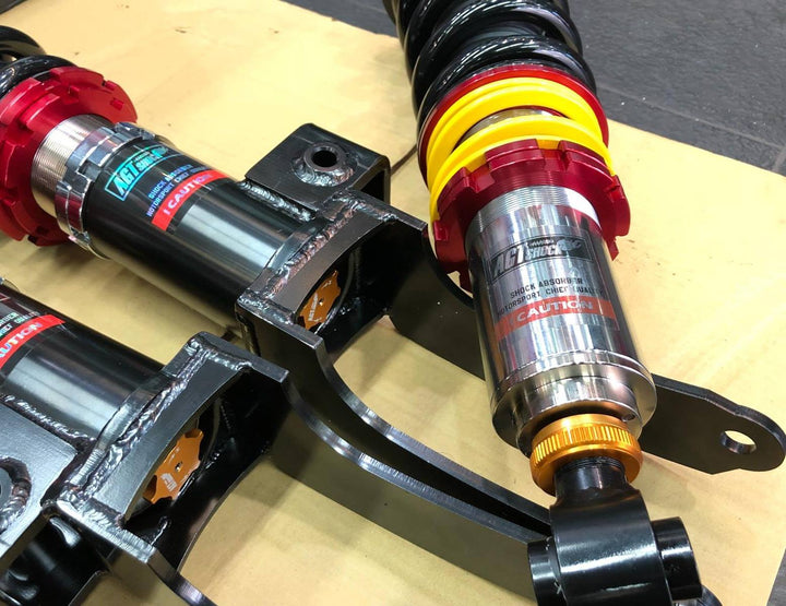 AGT Shock 2003-2010 9PA/ 957/955 4WD CAYENNE Front/ Rear: Inverted Fork-Front Spring Rate: 18K200 Rear Spring Rate: 14K200  2' Lift