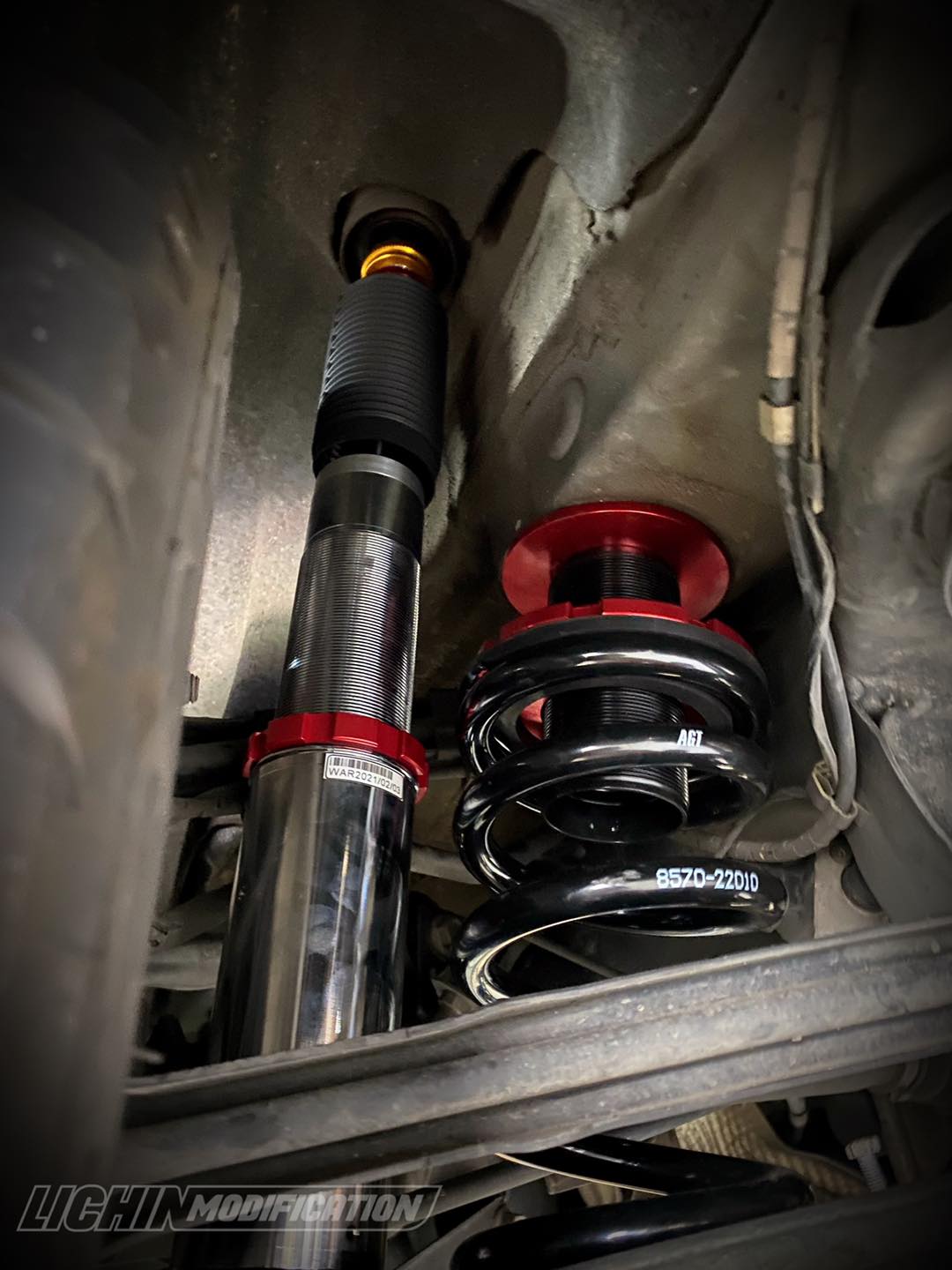 AGT Shock 2005-2013	E90 /E91/E92/E93 2WD 3 SERIES MK5 Front Inverted Fork/Rear Vertical Fork-Front Spring Rate:	18K210 Rear Spring Rate: 12K150+P