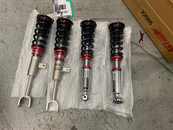 AGT Shock 2017+	G30 G38 4WD 5 SERIES MK7 SEDAN Front Vertical Fork/Rear Inverted Fork - Front Spring Rate: 10K220 Rear Spring Rate: 5K240