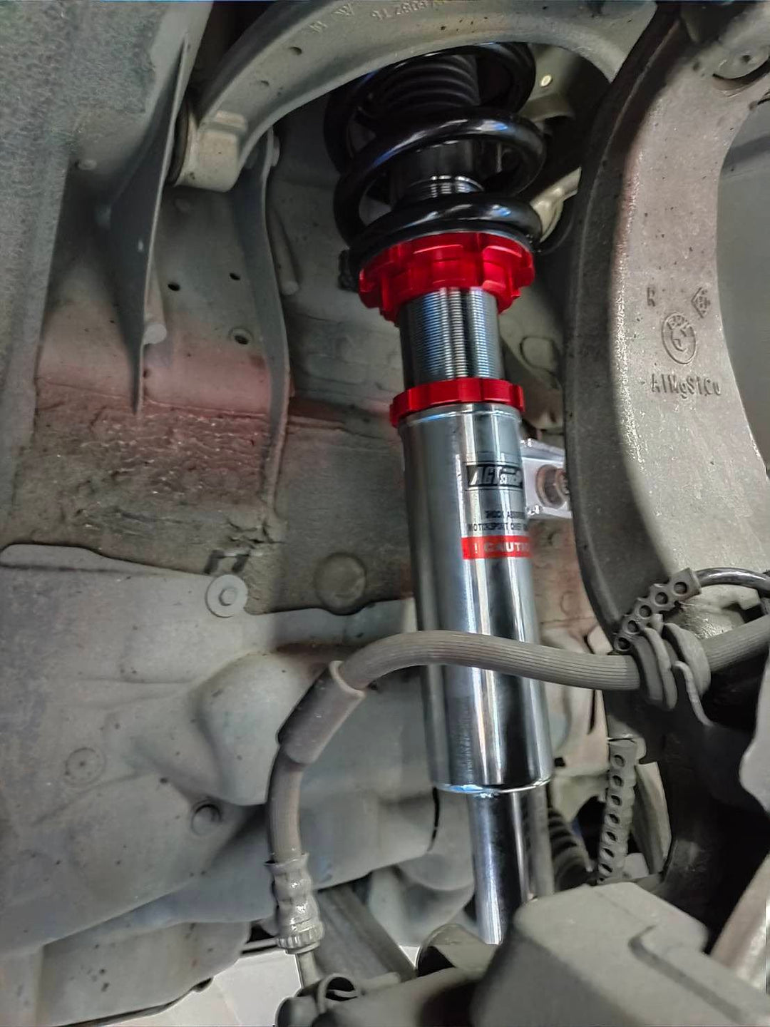 AGT Shock 2017+ G30 G38 RWD 5 SERIES MK7 SEDAN Front Vertical Fork/Rear Inverted Fork - Front Spring Rate: 10K220 Rear Spring Rate: 5K240