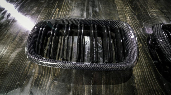 2014-2018 BMW X5 (F15) / X6 (F16) / X5M (F85) / X6M (F86) Double Slatted Carbon Fiber Kidney Grilles