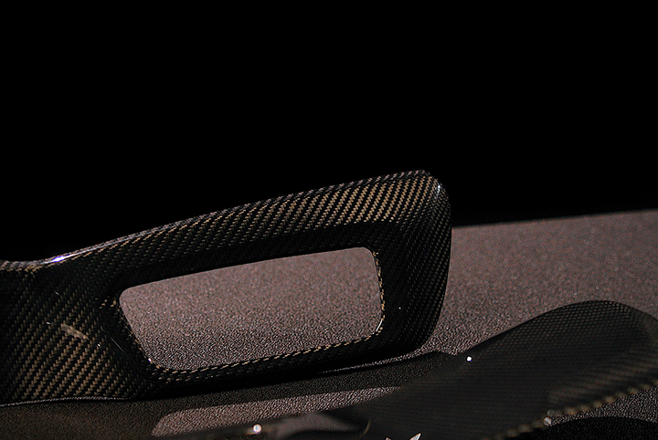 Kies Carbon BMW G82 / G87 Carbon Fiber Seat Side Covers
