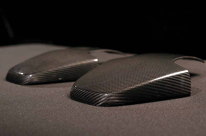 Kies Carbon  G8X M2 / M3 / M4 / X3M / X4M Carbon Fiber Seat Back Cover
