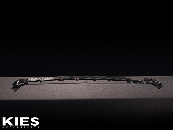 Kies Carbon M3/M4 (G8X) Diffuser Surround Trim Dry Carbon Fiber