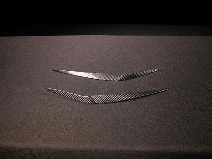 Kies Carbon X3M Carbon Fiber Eyebrows