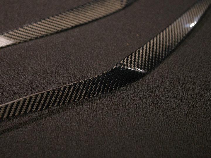 Kies Carbon X3M Carbon Fiber Eyebrows