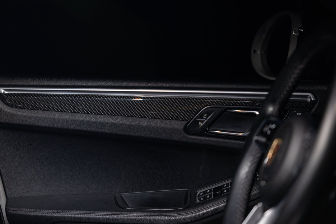 Kies Carbon - Porsche Macan Inner Door Trim