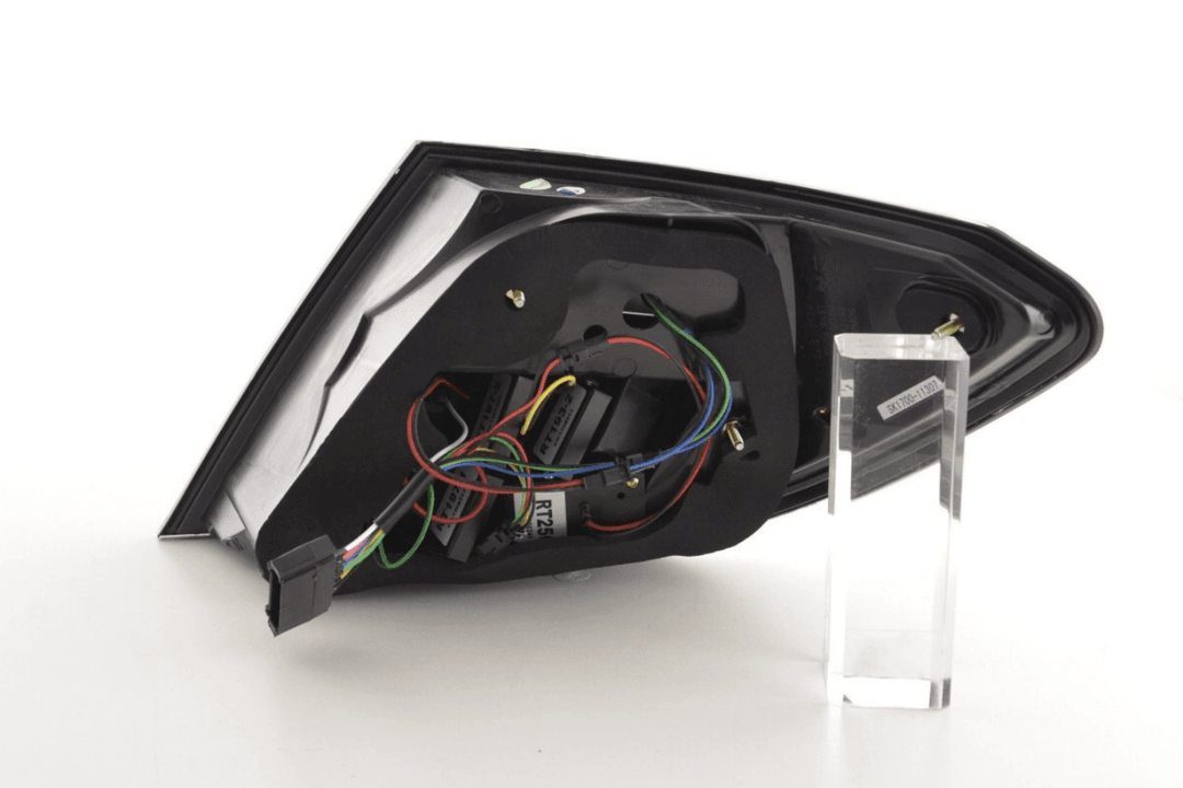 Mercedes Benz C-Class (204) Chrome Clear LED Taillights Set (2007-2011)
