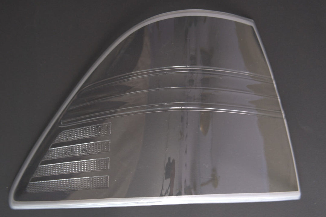 2004 - 2006 LEXUS LS430 UCF31 ALL CLEAR TAILLIGHT LENSES