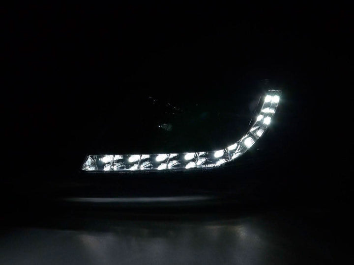 Volkswagen Passat (B5 / 3BG) Black LED Headlights with Daytime Running Lights (2000 - 2005)