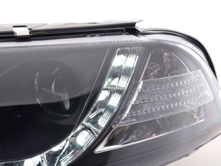 Volkswagen Passat (B5 / 3BG) Black LED Headlights with Daytime Running Lights (2000 - 2005)